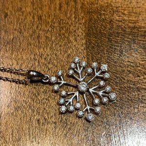 Snowflake necklace